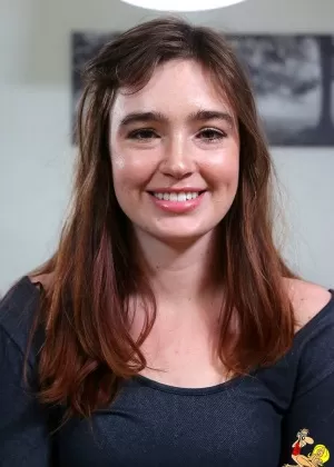 Брюнетка Джоди Тейлор получает сперму на лицо после траха от первого лица