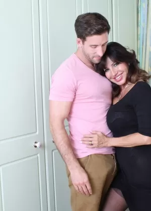 Slutty cougar gets the hard cock attention she craves from her younger lover