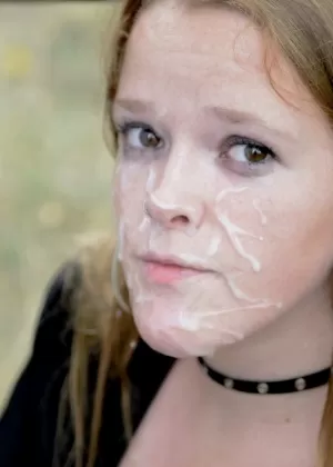 Молодая блондинка Кокс принимает и получает сперму после секса со своим парнем