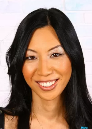 Толстая зрелая Келли Шибари берет пальцы и член в свою большую азиатскую пизду