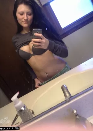 Stacked brunette cutie Freckles 18 takes pictures of her naked body