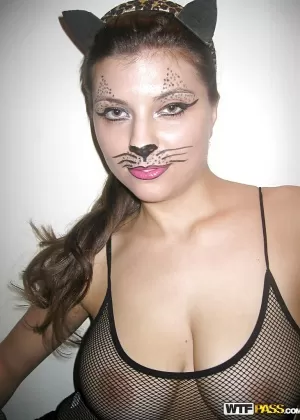 Отвисшие титьки: Домашнее