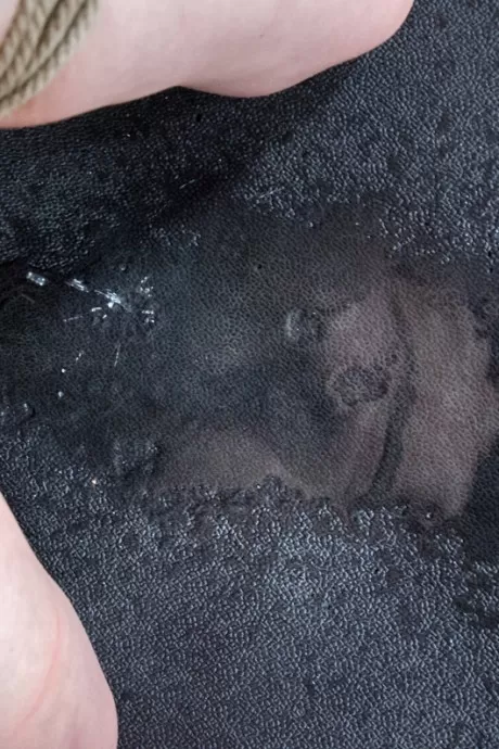 Голые лесбиянки Миа Торро Кел Боуи кричат от боли во время экстремального бондажа