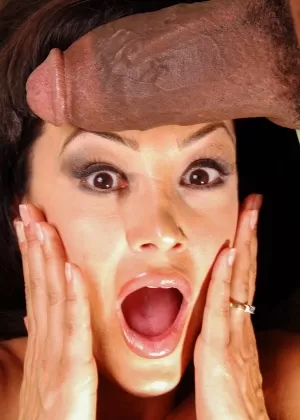 Горячая пожилая женщина Кэрри Романо впервые занимается межрасовым сексом