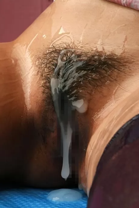 Японская девушка с красивыми сиськами и подстриженным кустиком покрыт 10