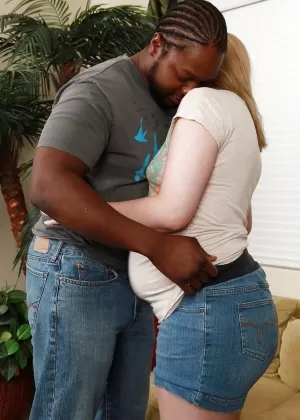 Amateur BBW Shay is stripped naked to facilitate her fellatio skills