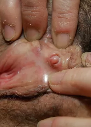 Уродливое лицо зрелой азиатки по имени Цуяко Миятака с супер горячим телом