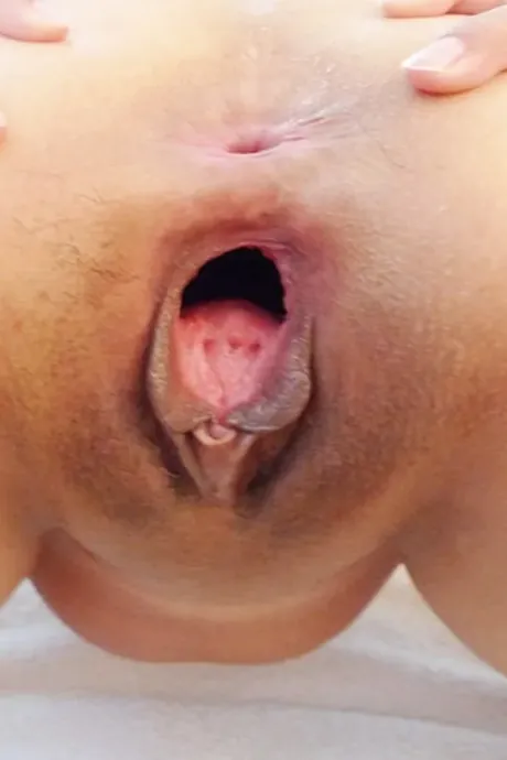 Красивые женские дырочки картинка 10937