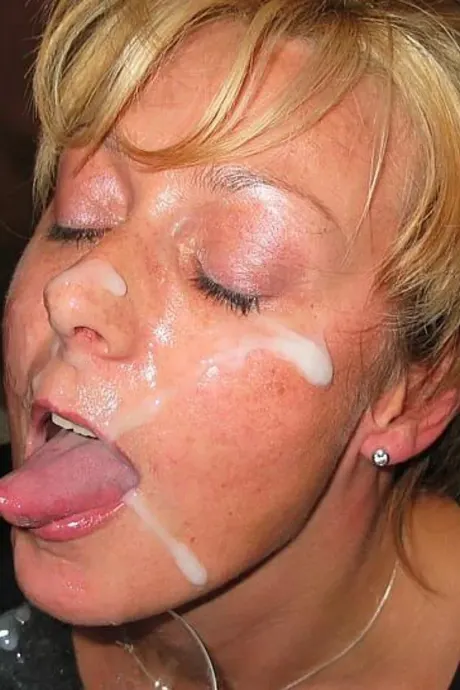 Много кончил на лицо зрелой картинка 3350