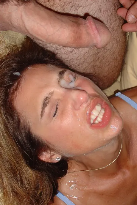 Кончил русской девушке на лицо картинка 3352